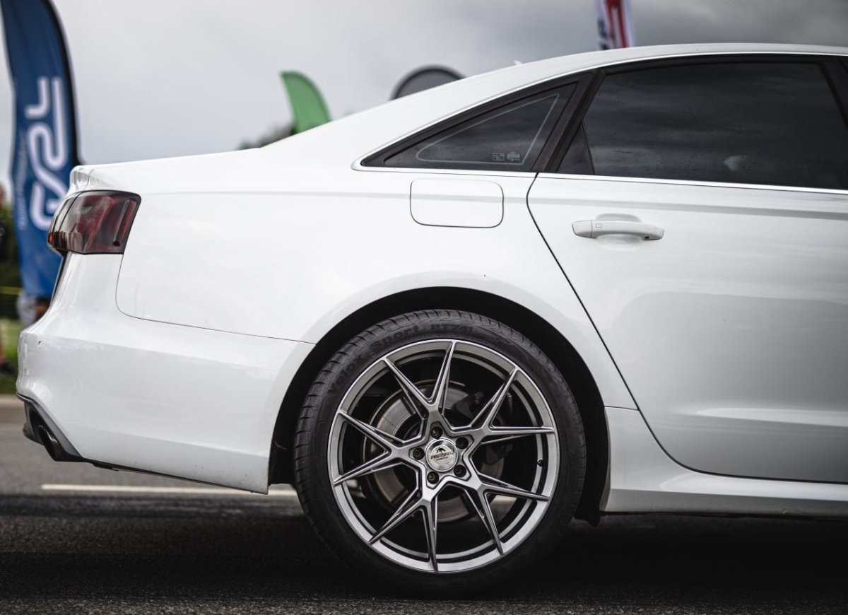 Alu kola Alu kola Forzza Oregon 9,5x21 5x112 ET30 66,45 GMReflex WheelsUp