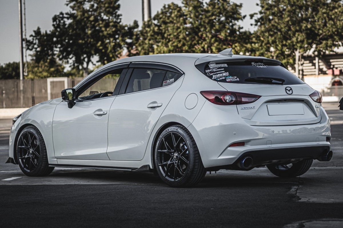 Alu kola Alu kola Forzza Oregon 9x20 5x114,3 ET35 73,1 Black Magic WheelsUp