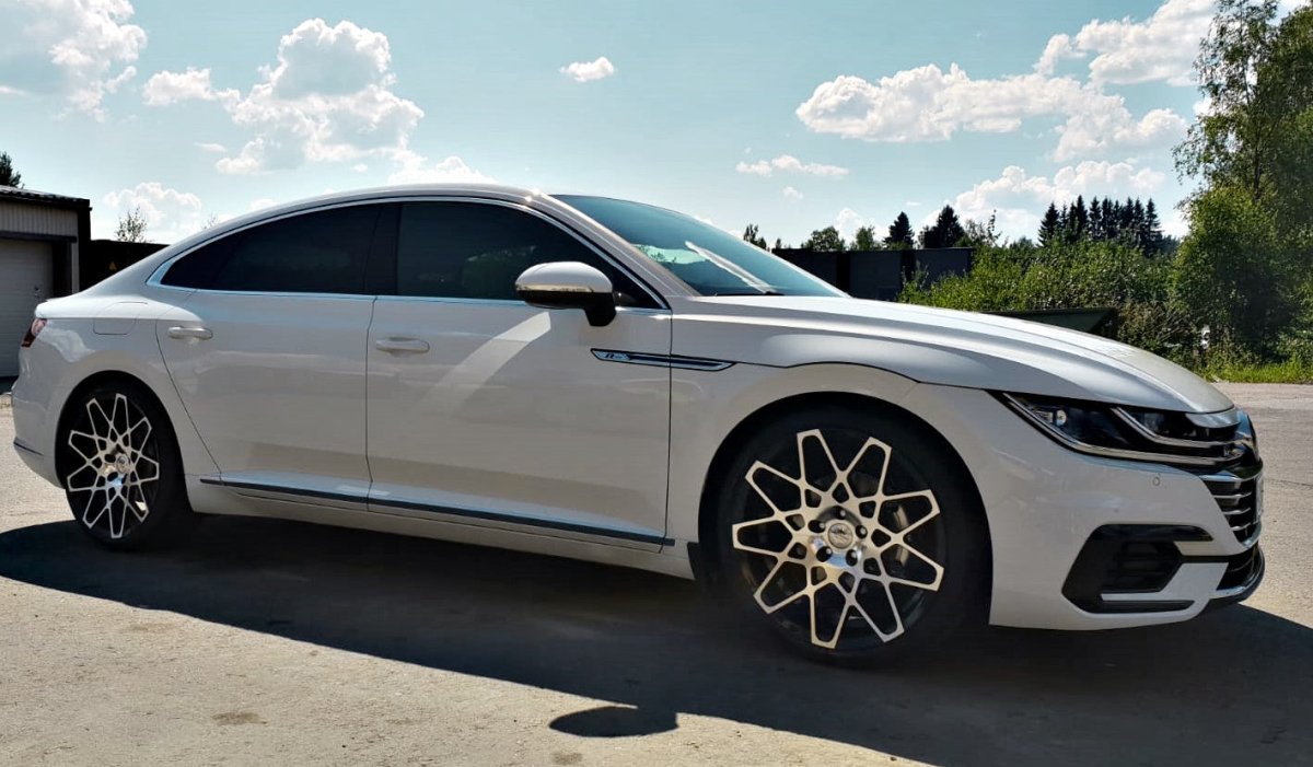 Alu kola Alu kola Forzza Spider10,5x20 5x120 ET35 72,56 BFM WheelsUp