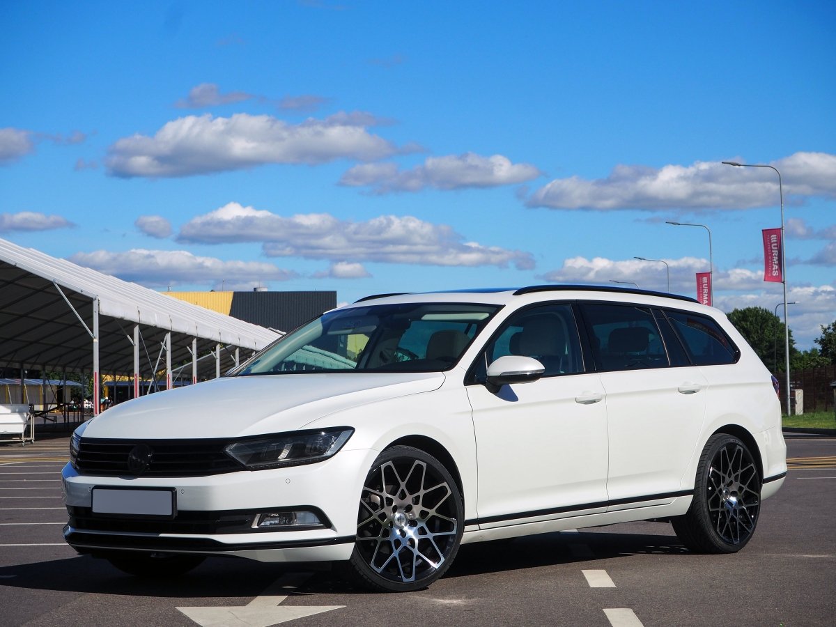 Alu kola Alu kola Forzza Spider10,5x20 5x120 ET35 72,56 BFM WheelsUp