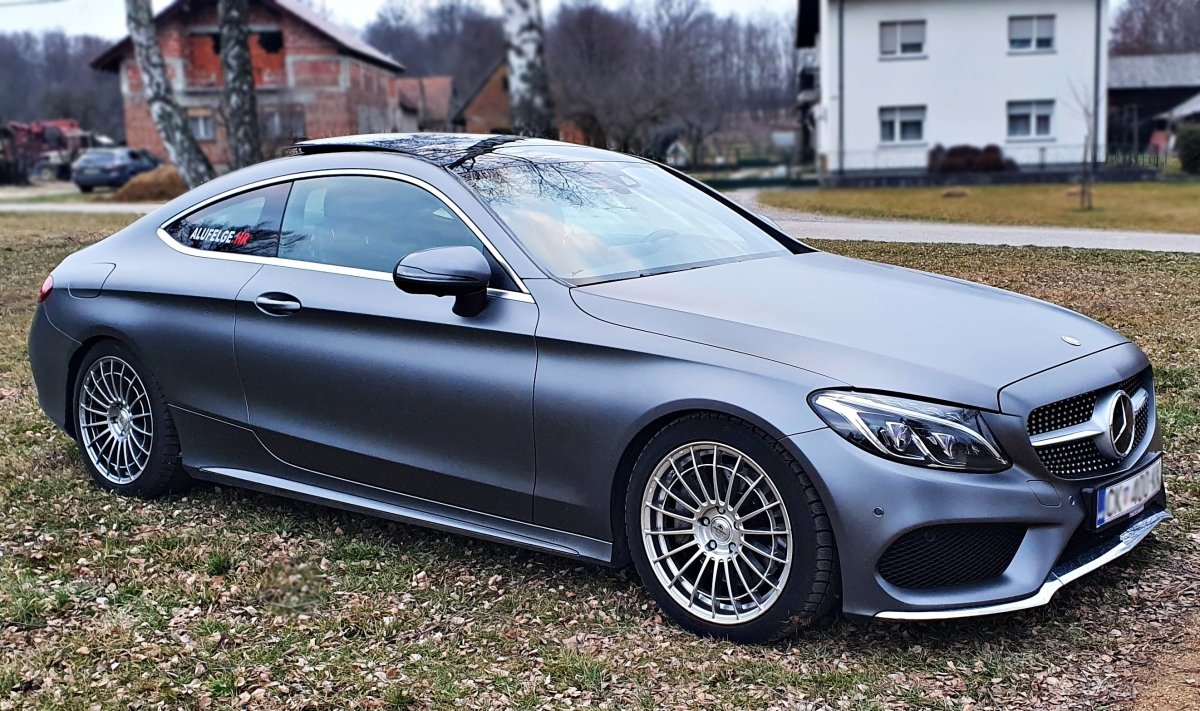 Alu kola Alu kola Forzza Velvet 8x18 5x108 ET40 67,1 SS WheelsUp