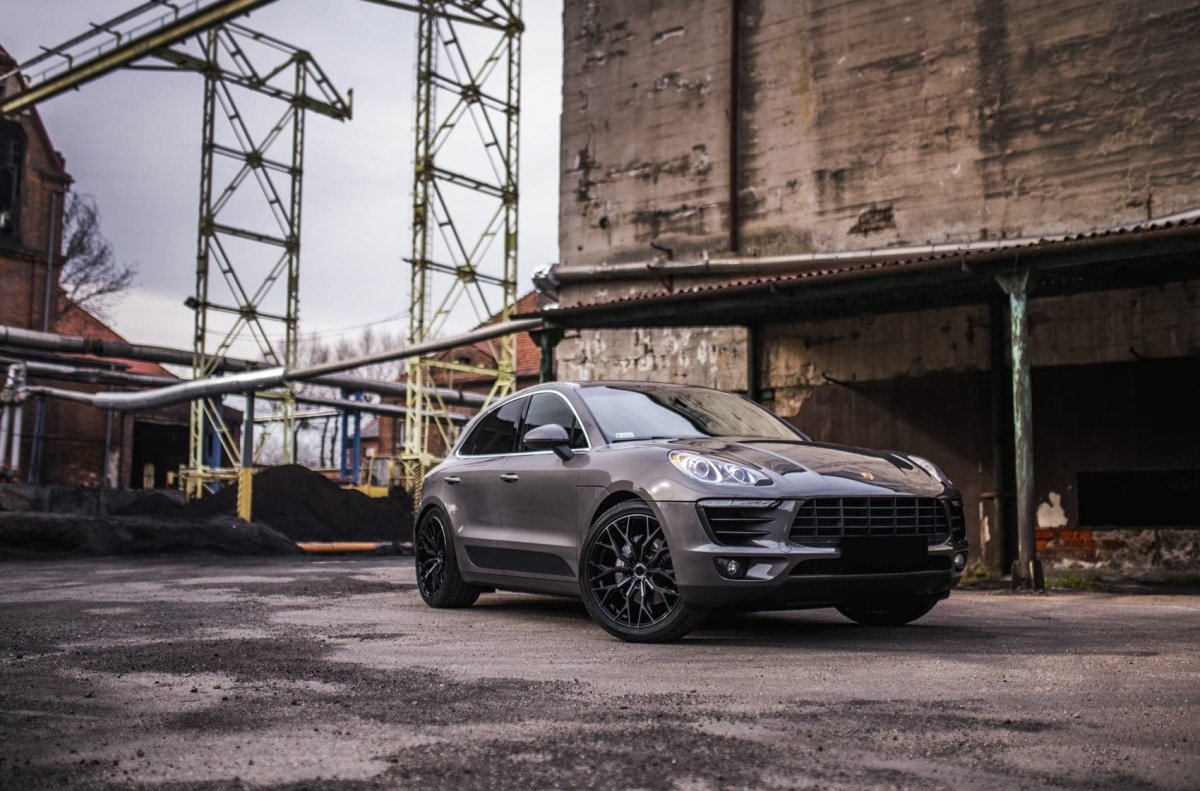 Alu kola Concaver CVR1 20x8,5 ET35 5x112 Double Tinted Black WheelsUp