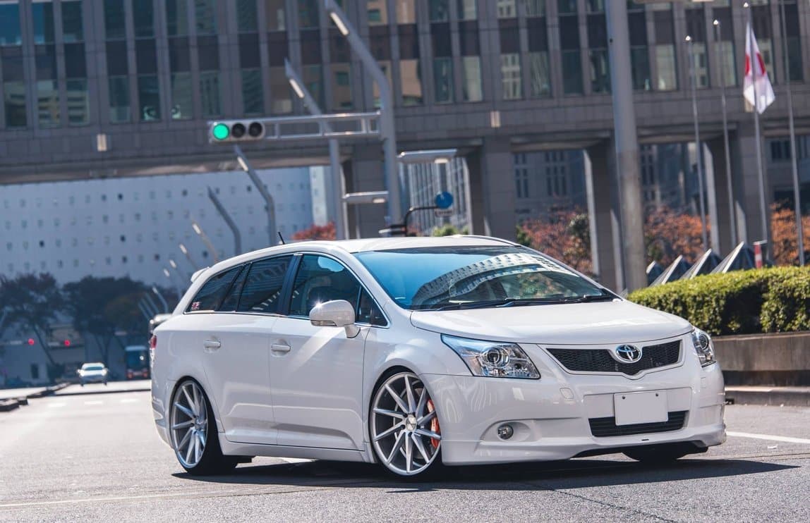 Alu kola Racing Line B1058 7.5x17 5x100 ET38 stříbrná, BMW WheelsUp