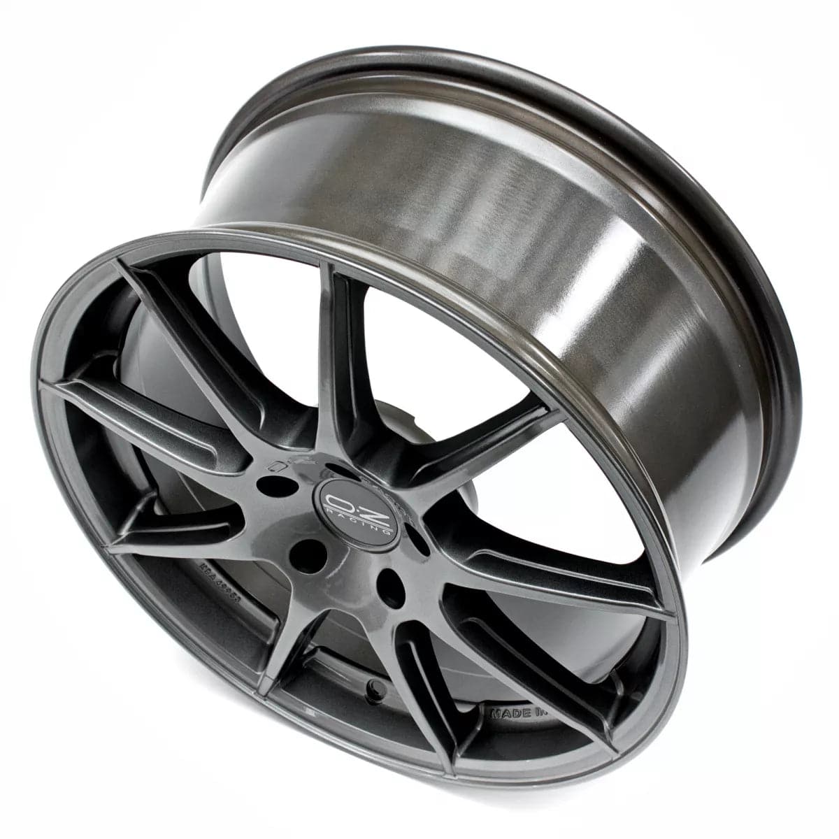 Alu kola OZ OMNIA 7,5x17 5x112 ET50 75 černá WheelsUp