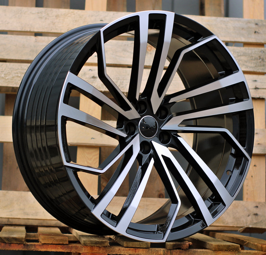 Alu kola pro Audi B1618 10x22 5x112 ET20 Black Polished