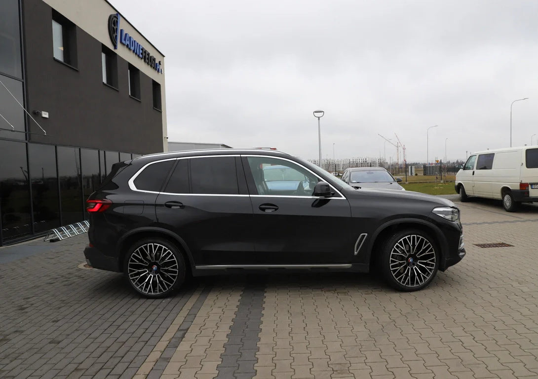 Alu kola pro BMW 3S1111 9.5x22 5x112 ET37 66.6 Black Polished | Wheelsup.cz