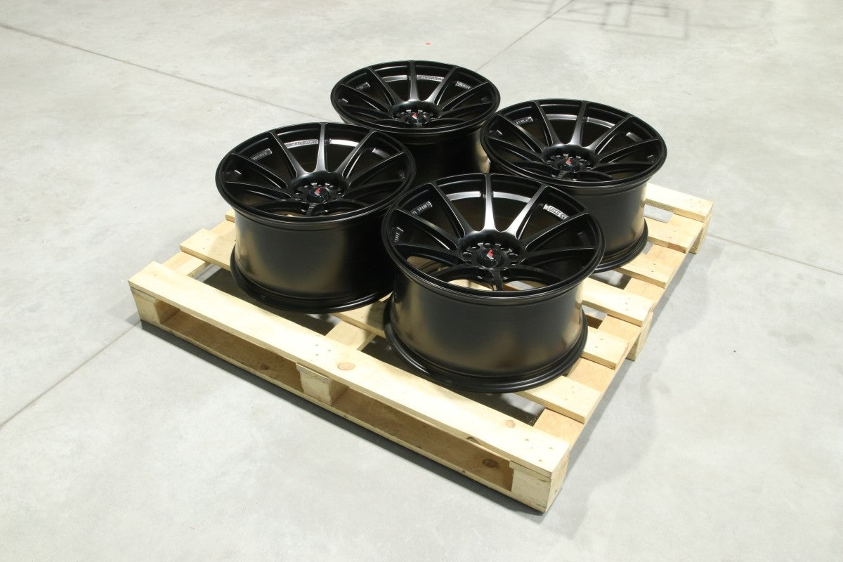 Set alu kol Japan Racing JR11 18x9,5 ET30 5x112/114 Matt Black-Alu kola-WheelsUp
