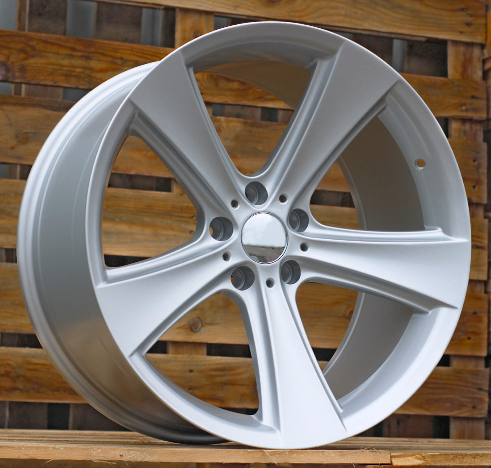 Alu kola pro BMW BK086 9.5x19 5x120 ET35 Silver