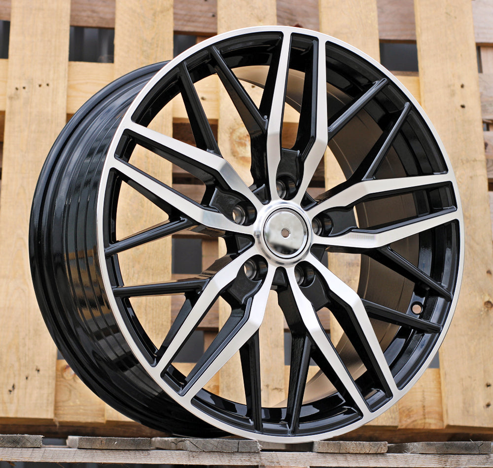 Alu kola pro Mercedes HF5230 8x18 5x112 ET52 66.6 Black Polished