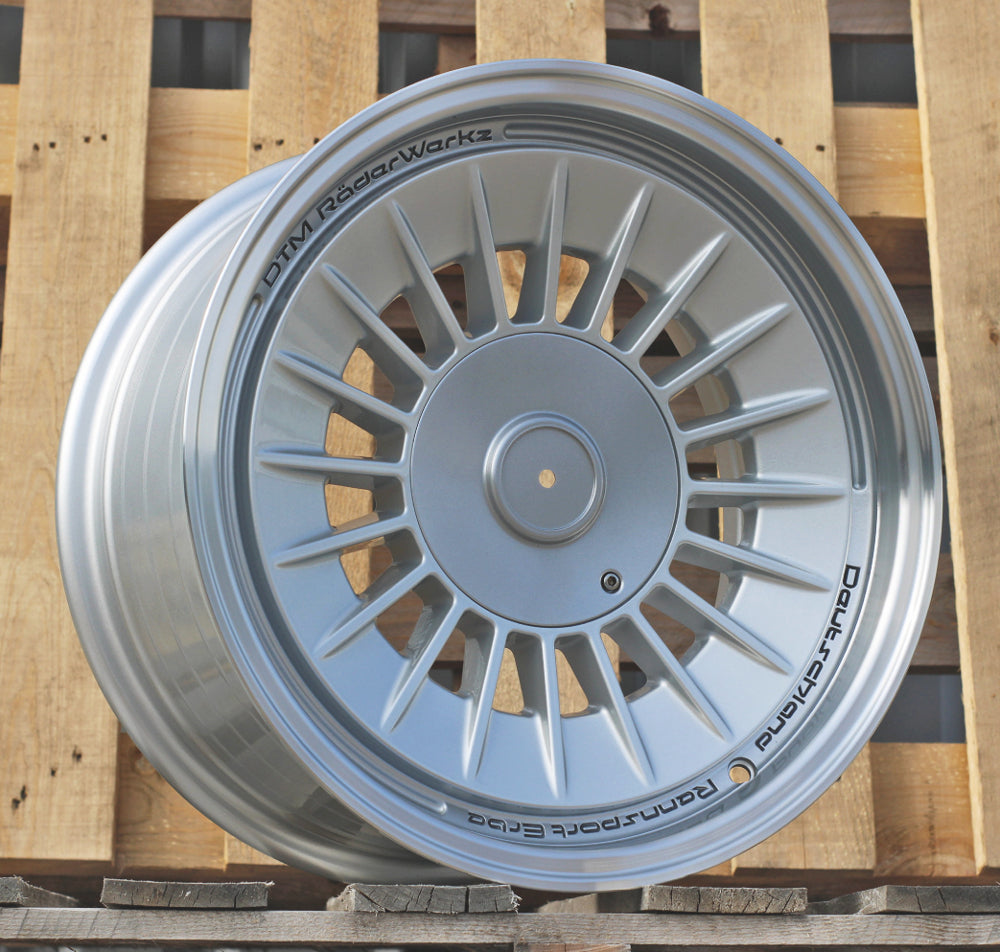 Alu kola pro BMW Y1085 8x16 5x120 ET20 74.1 Silver Shining & Polished Lip