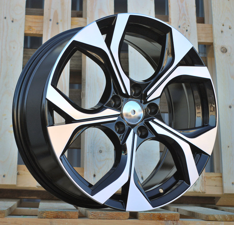 Alu kola pro Škoda Y1303 7.5x18 5x112 ET40 57.1 Black Polished