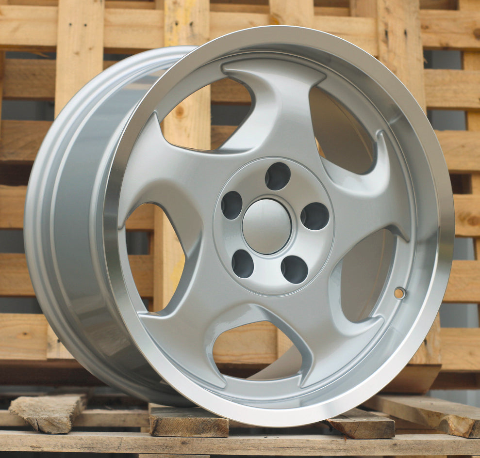 Alu kola pro BMW B2418 9x17 5x120 ET17 74.1 Silver & Polished Lip | Wheelsup.cz