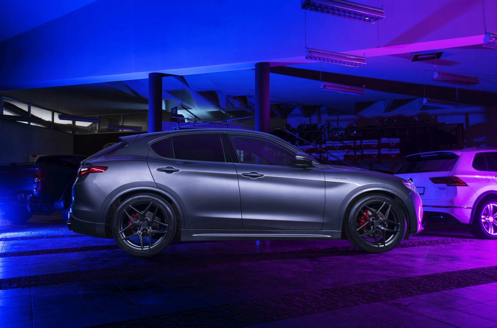 Alu kola Alfa Romeo Stelvio Concaver CVR2 Carbon Graphite 485 1206