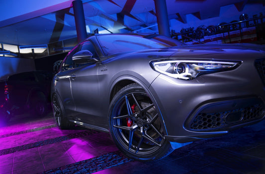 Alu kola Alfa Romeo Stelvio Concaver CVR2 Carbon Graphite 485 1668 5