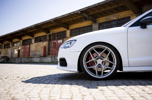 Alu kola Audi A3 S3 RS3 Concaver CVR2 Brushed Titanium 170 8352 17