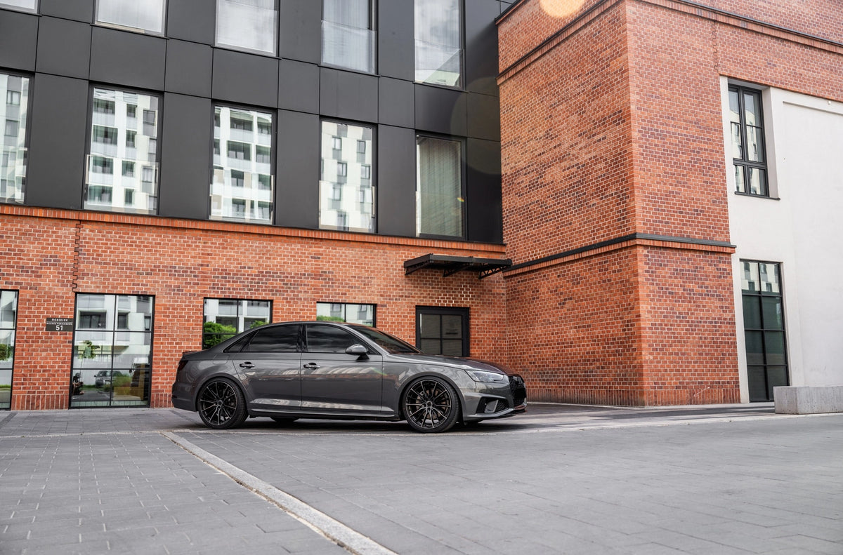 Audi A4 / S4 / RS4