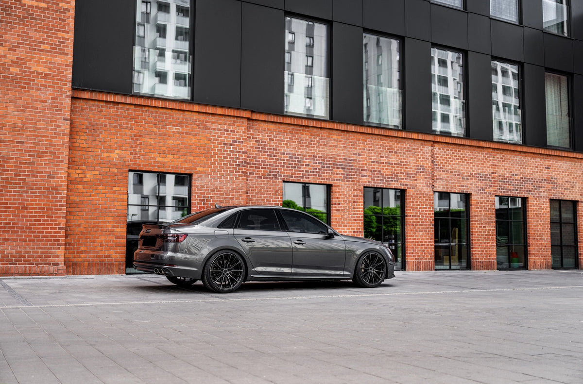 Alu kola Audi A4 S4 RS4 Concaver CVR7 Double Tinted Black 1258 8243
