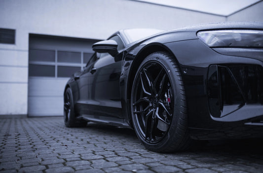 Alu kola Audi e tron GT Concaver CVR3 Platinum Black 1050 2964 9