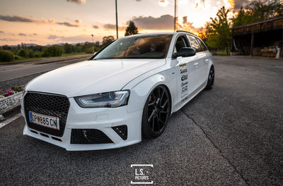 Alu kola Japan Racing JR33 20x10 ET20-40 5H BLANK Gloss Black WheelsUp
