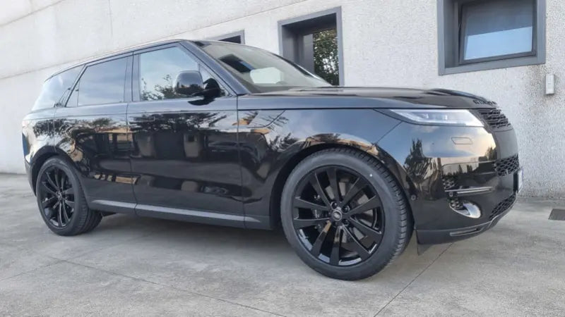 Alu kola pro Land Rover B1796 9.5x22 5x120 ET42.5 72.6 Black | Wheelsup.cz