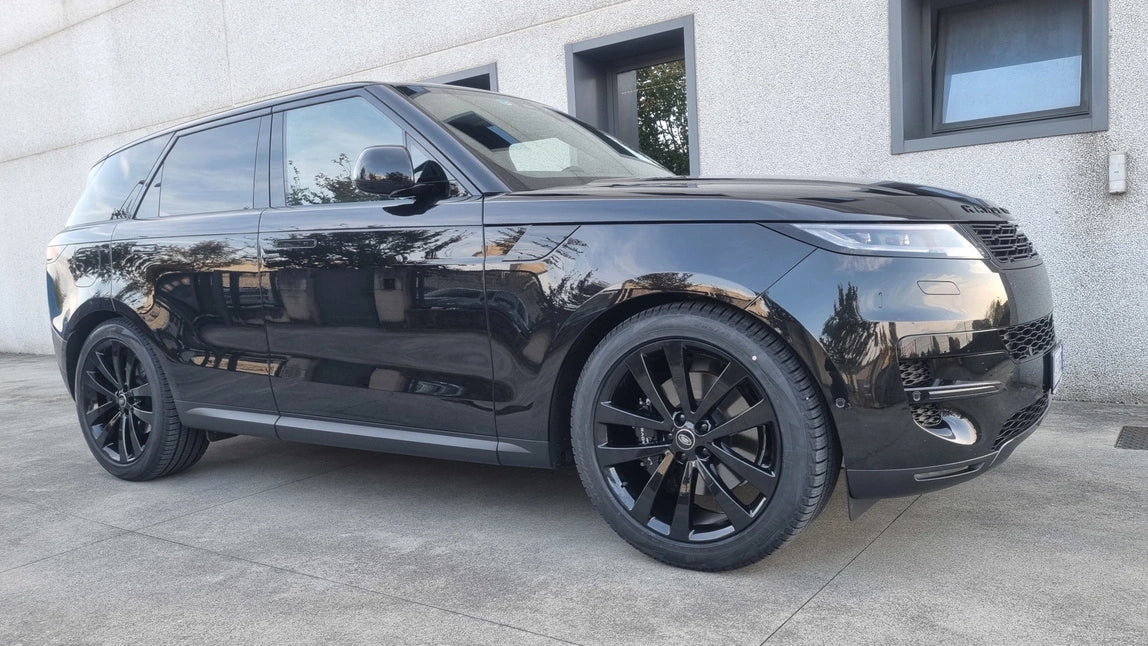 Alu kola pro Land Rover B1796 9.5x22 5x120 ET42.5 72.6 Black | Wheelsup.cz