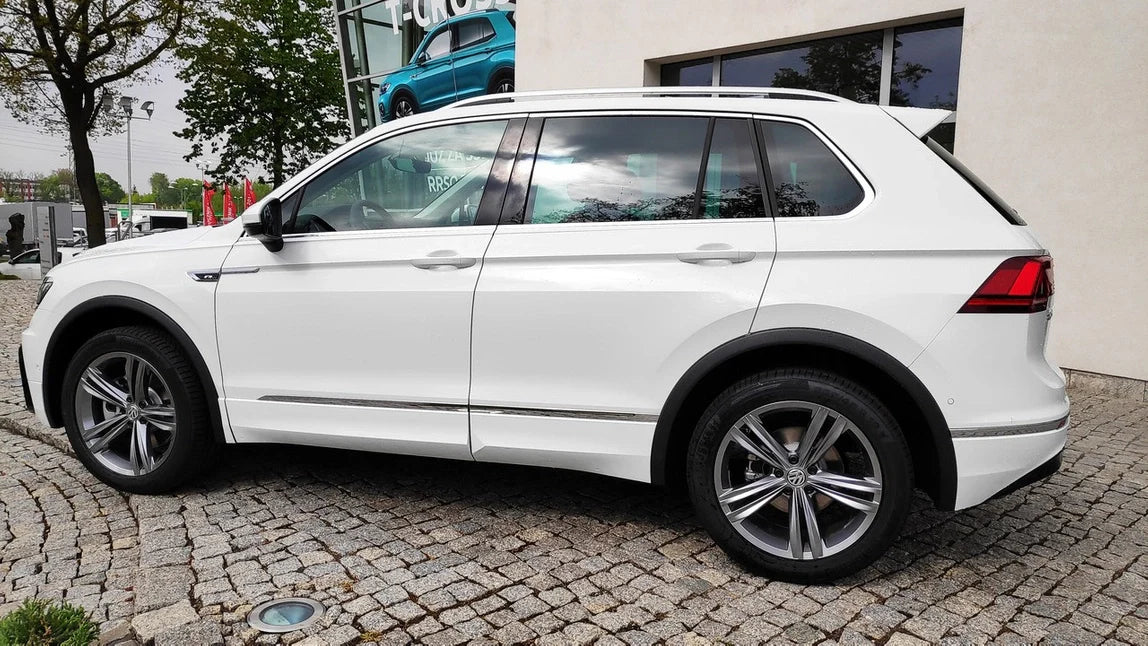 Alu kola pro Volkswagen B5293 8x18 5x112 ET41 57.1 Hyper Black | Wheelsup.cz