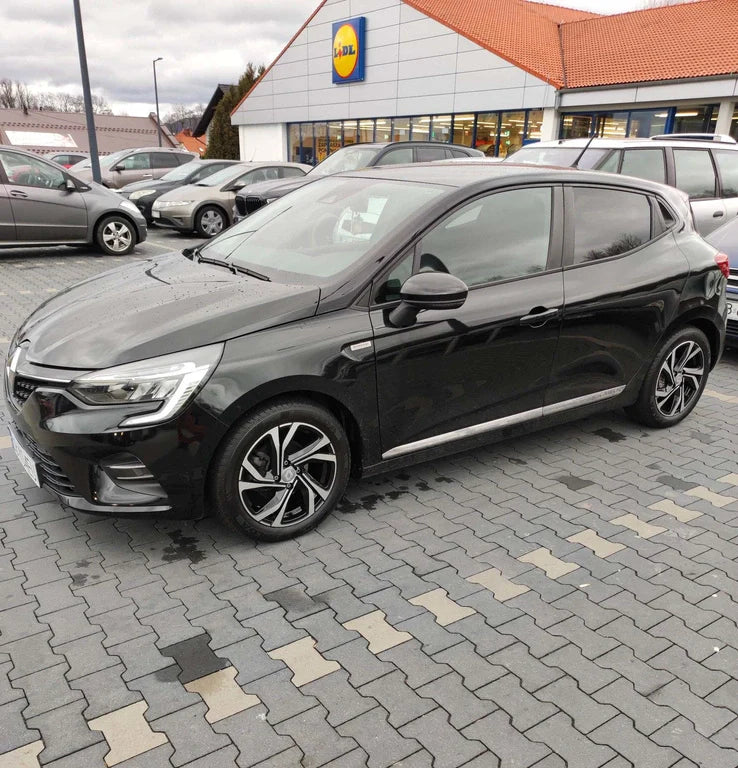 Alu kola pro Renault B5762 6.5x16 5x114.3 ET41 66.1 Black Polished