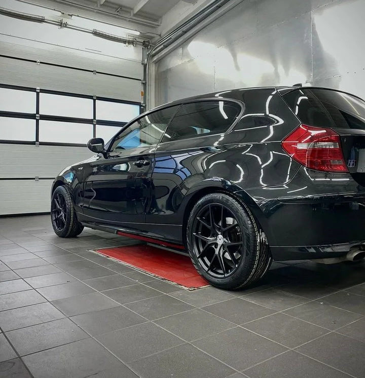 Alu kola Racing Line B5796 7.5x17 5x100 ET40 57.1 Black | Wheelsup.cz