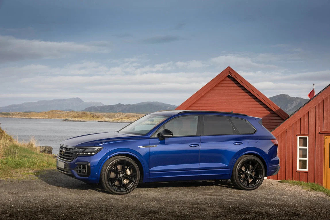 Alu kola pro Volkswagen B5801 8x19 5x112 ET28 66.6 Black | Wheelsup.cz