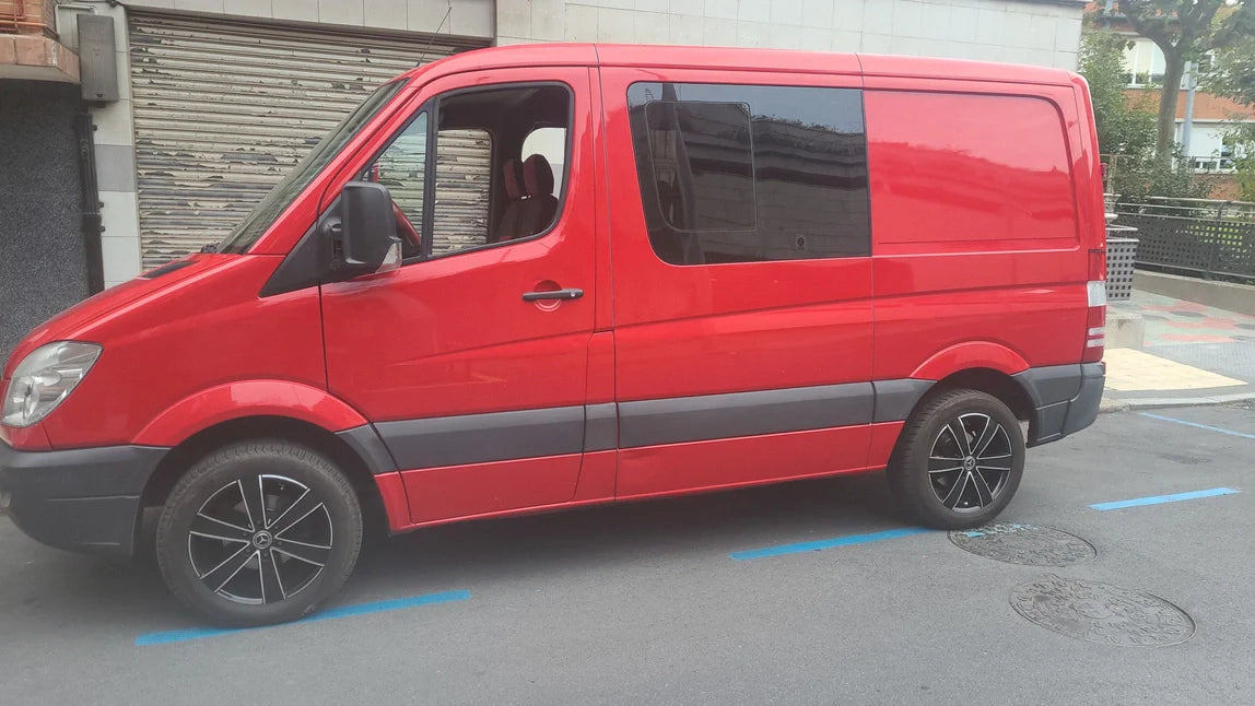 Alu kola pro Mercedes BK474 8x18 6x130 ET50 84.1 Black Polished | Wheelsup.cz