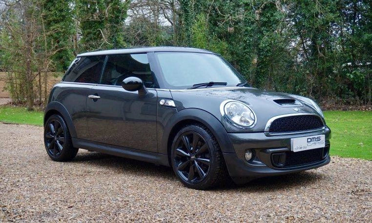 Alu kola pro Mini Cooper BK883 7x17 4x100 ET48 56.1 Black | Wheelsup.cz