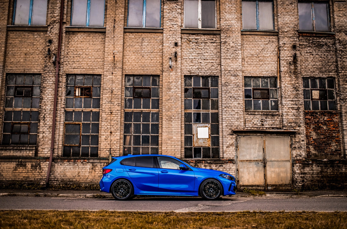 BMW 1 Series / M1