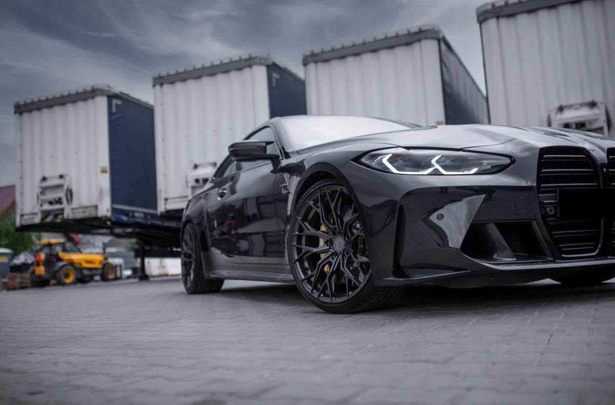 BMW 4 Series / M4