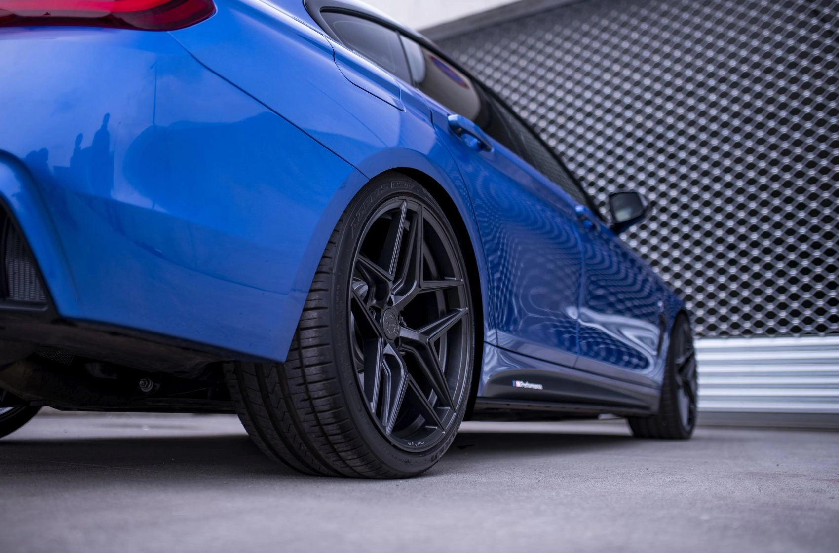Alu kola BMW 4 Series M4 Concaver CVR2 Carbon Graphite 37 1050