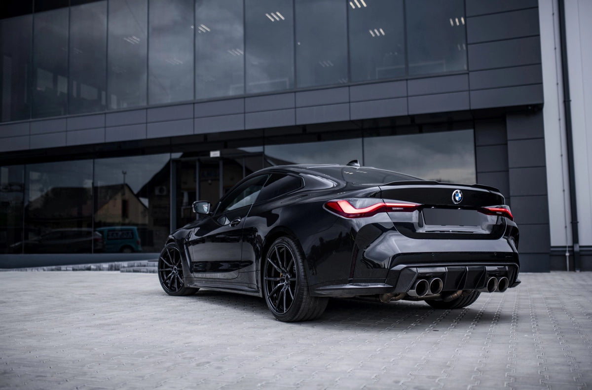 BMW 4 Series / M4