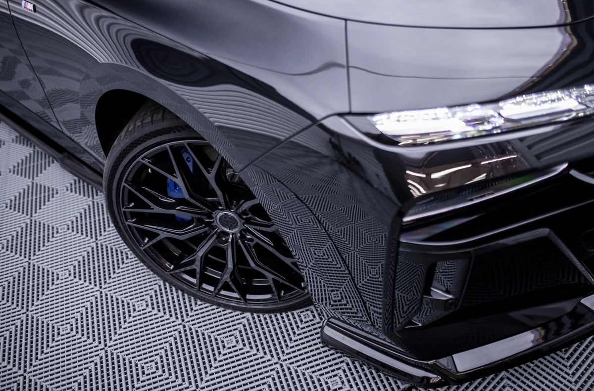 BMW 7 Series / M7