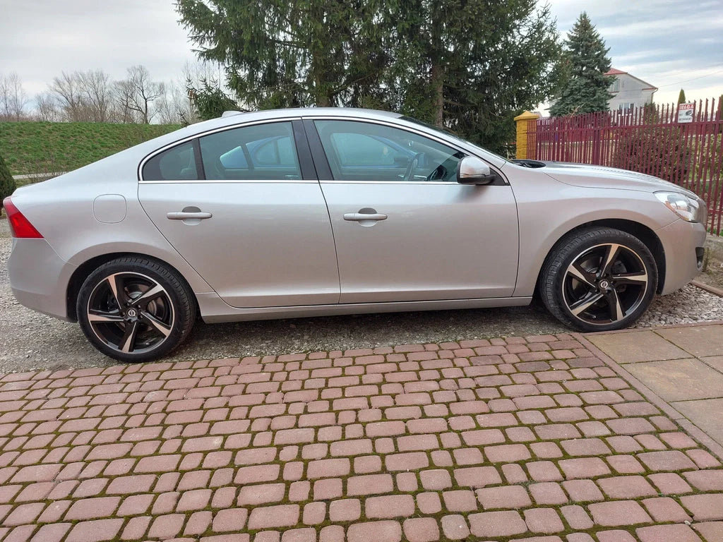 Alu kola pro Volvo BY115 7.5x18 5x108 ET49 63.4 Black Polished | Wheelsup.cz
