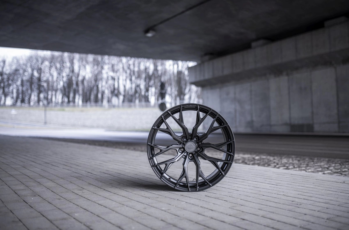 Alu kola Concaver CVR1 Carbon Graphite 83 13847