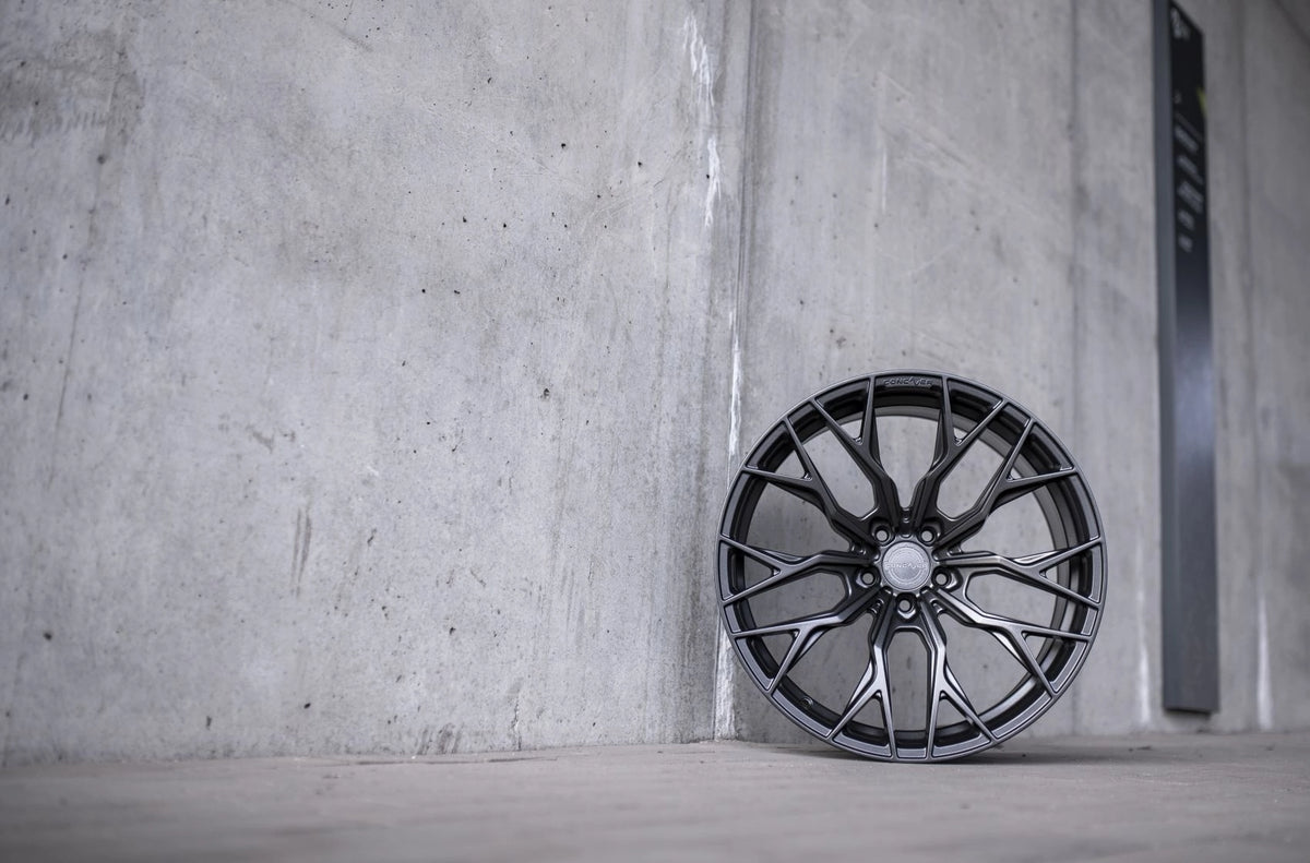 Alu kola Concaver CVR1 Carbon Graphite 83 14819