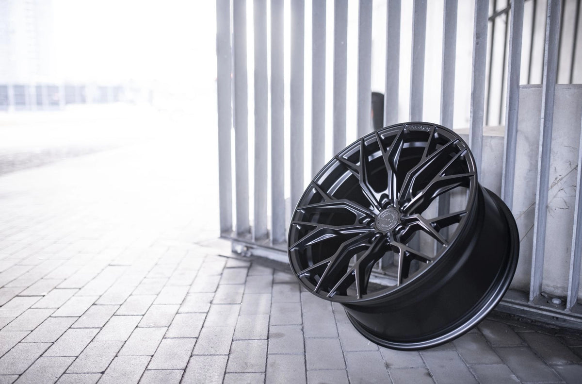 Alu kola Concaver CVR1 Carbon Graphite 83 4027