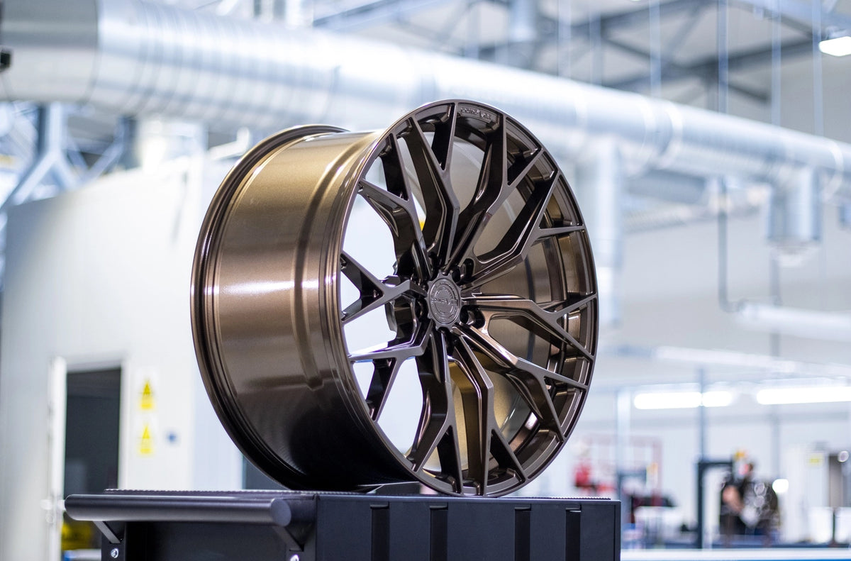 Alu kola Concaver CVR1 Gloss Bronze 1131 9849