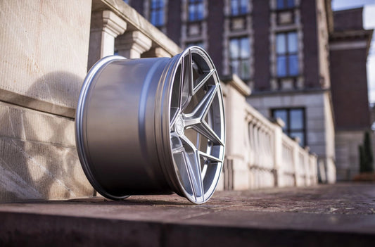 Alu kola Concaver CVR2 Brushed Titanium 105 7116 19