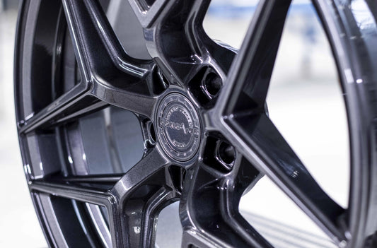 Alu kola Concaver CVR2 Gloss Graphite 1117 9418 8