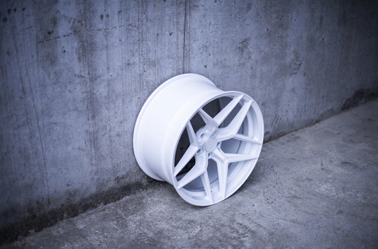 Alu kola Concaver CVR2 Gloss White 915 9908 10
