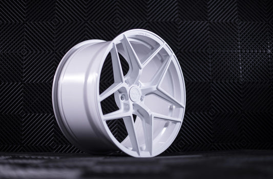 Alu kola Concaver CVR2 Gloss White 953 3871 6