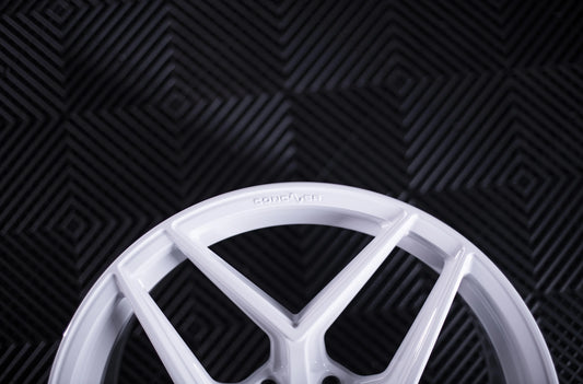 Alu kola Concaver CVR2 Gloss White 953 7413 3