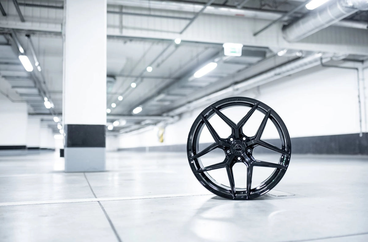 Alu kola Concaver CVR2 Platinum Black 109 12822