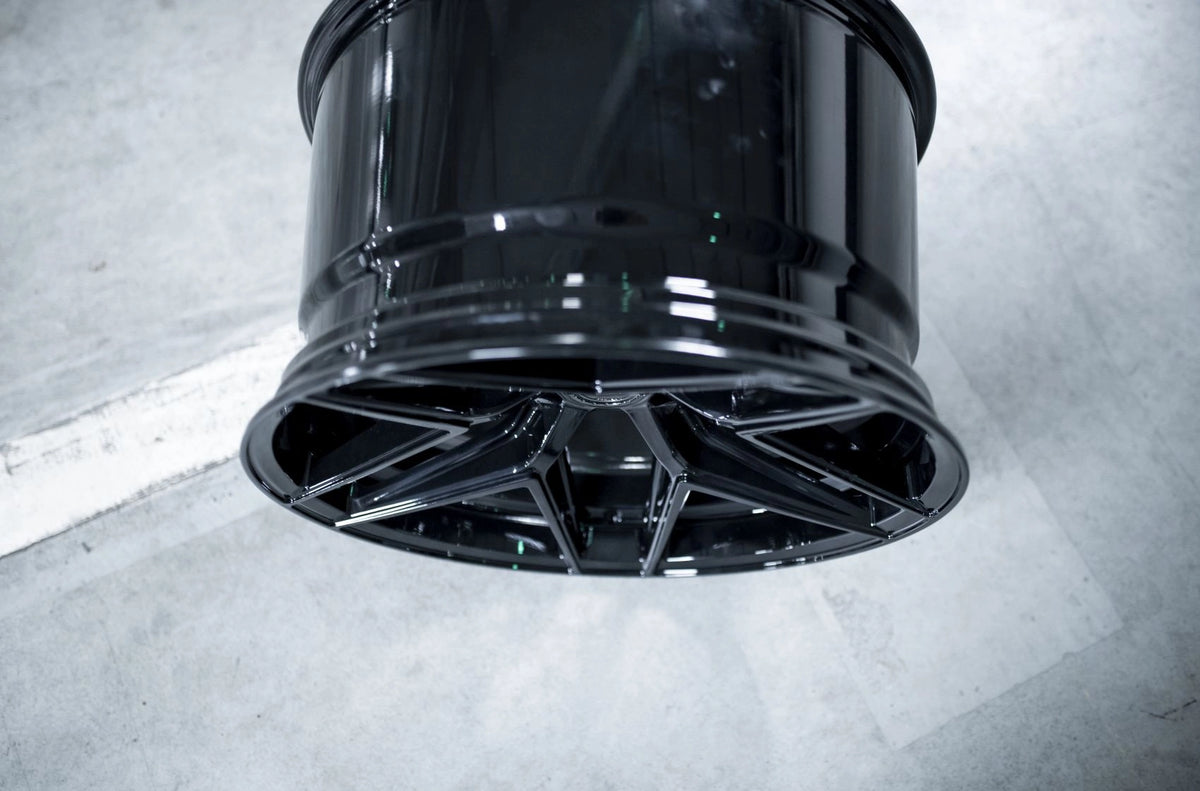 Alu kola Concaver CVR2 Platinum Black 109 3948