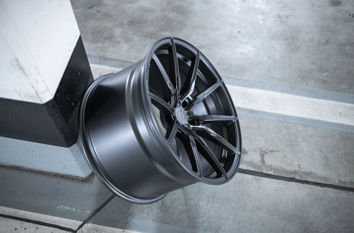 Alu kola Concaver CVR4 Carbon Graphite 130 13546