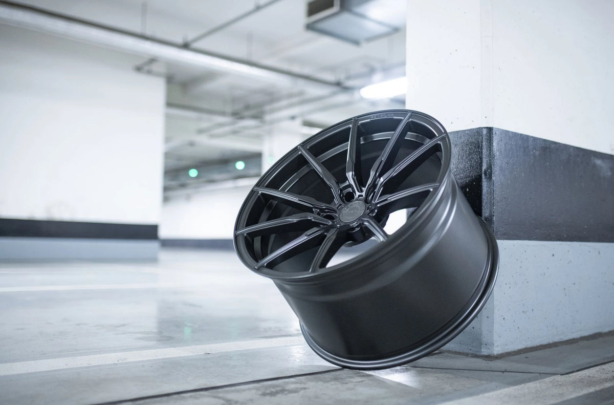 Alu kola Concaver CVR4 Carbon Graphite 130 8313